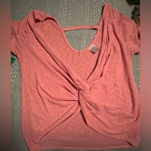 Pink flattering top. Low cut XL